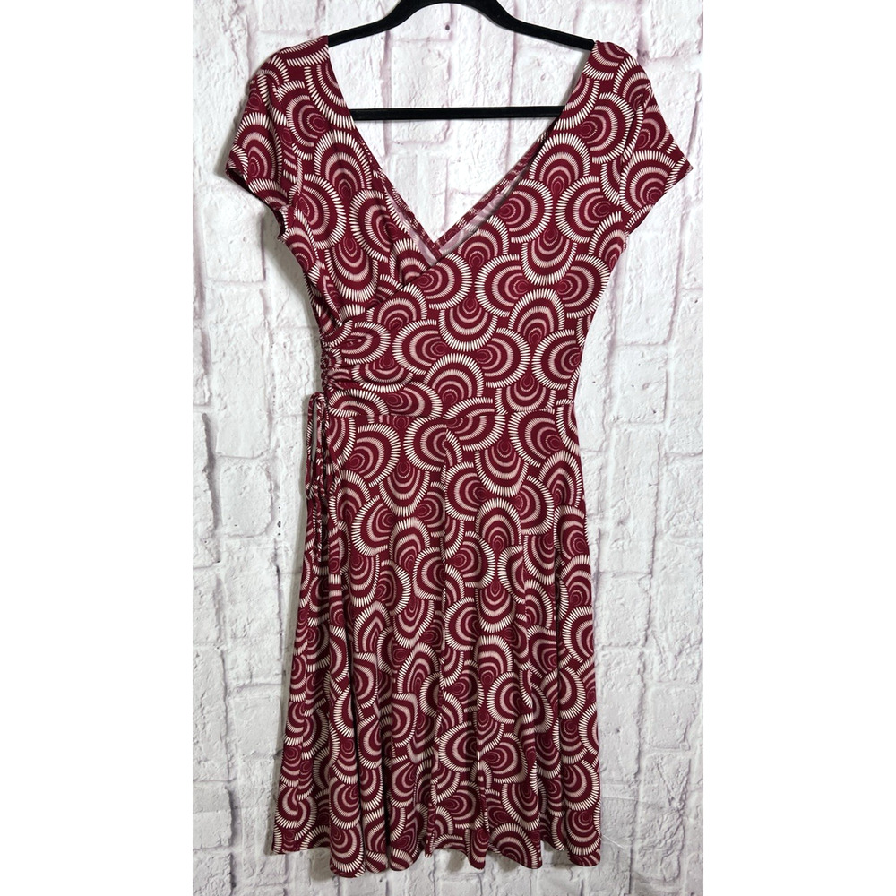 LONDON TIMES Cap Sleeve Surplice V-Neck Faux Wrap Style Dress Red & White Size 8